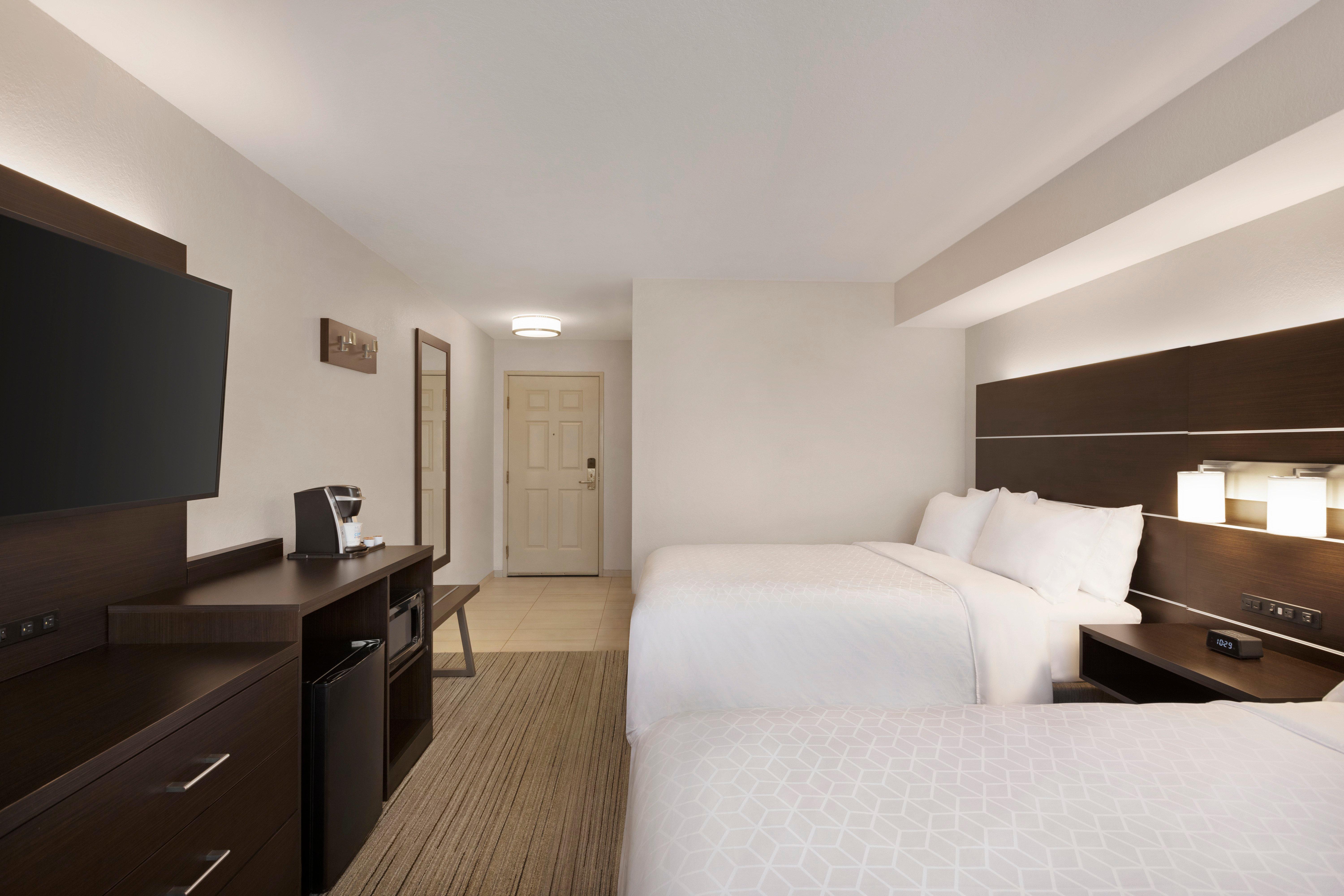 Holiday Inn Express & Suites Sarasota East By Ihg Vamo Екстериор снимка