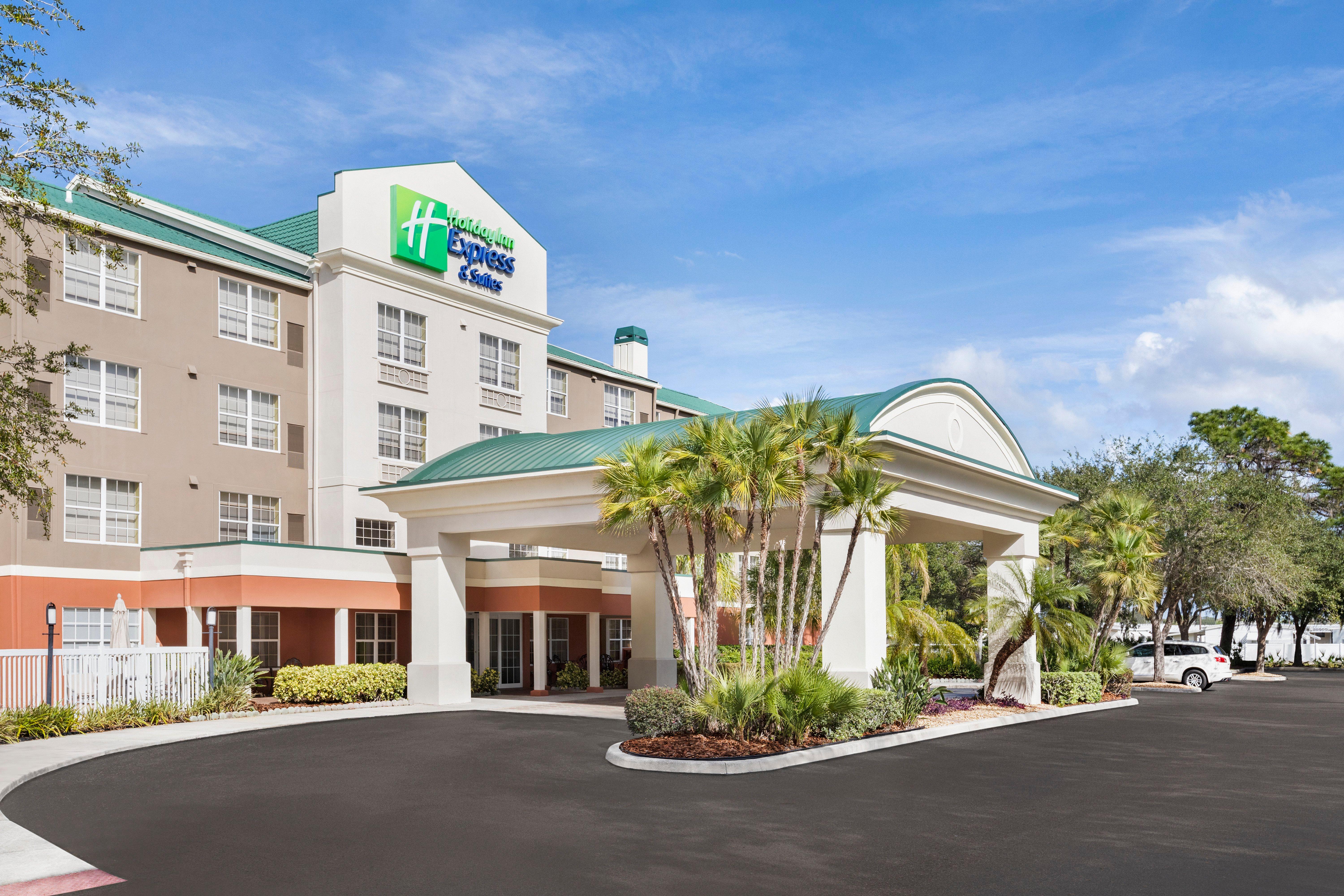 Holiday Inn Express & Suites Sarasota East By Ihg Vamo Екстериор снимка